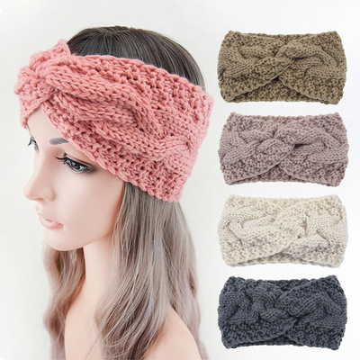 Europe and the United States knitting cross twist hair ribbon movement with the eight earmuffs head hair by hand warm wool hair band