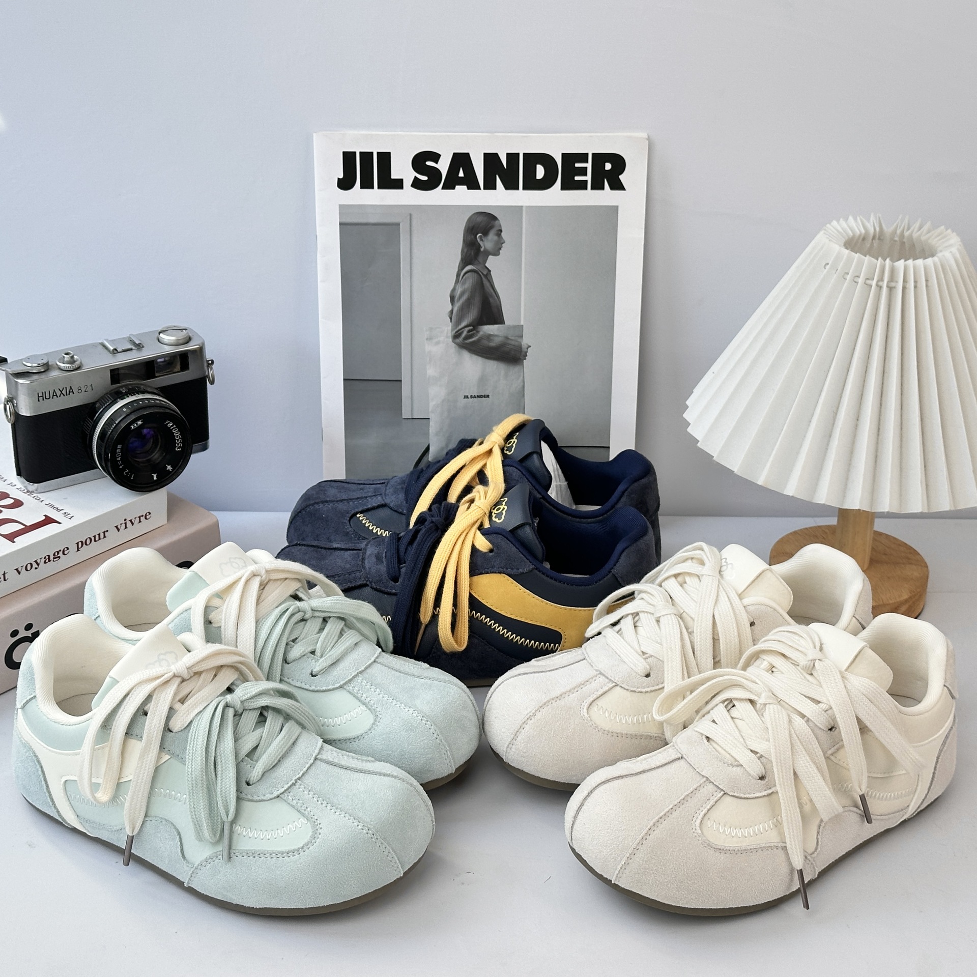 Yuanbo moda zapatos de entrenamiento para niños y niñas 2025 otoño nuevo estilo de explosión universal zapatos casuales ligeros planos zapatos de skate