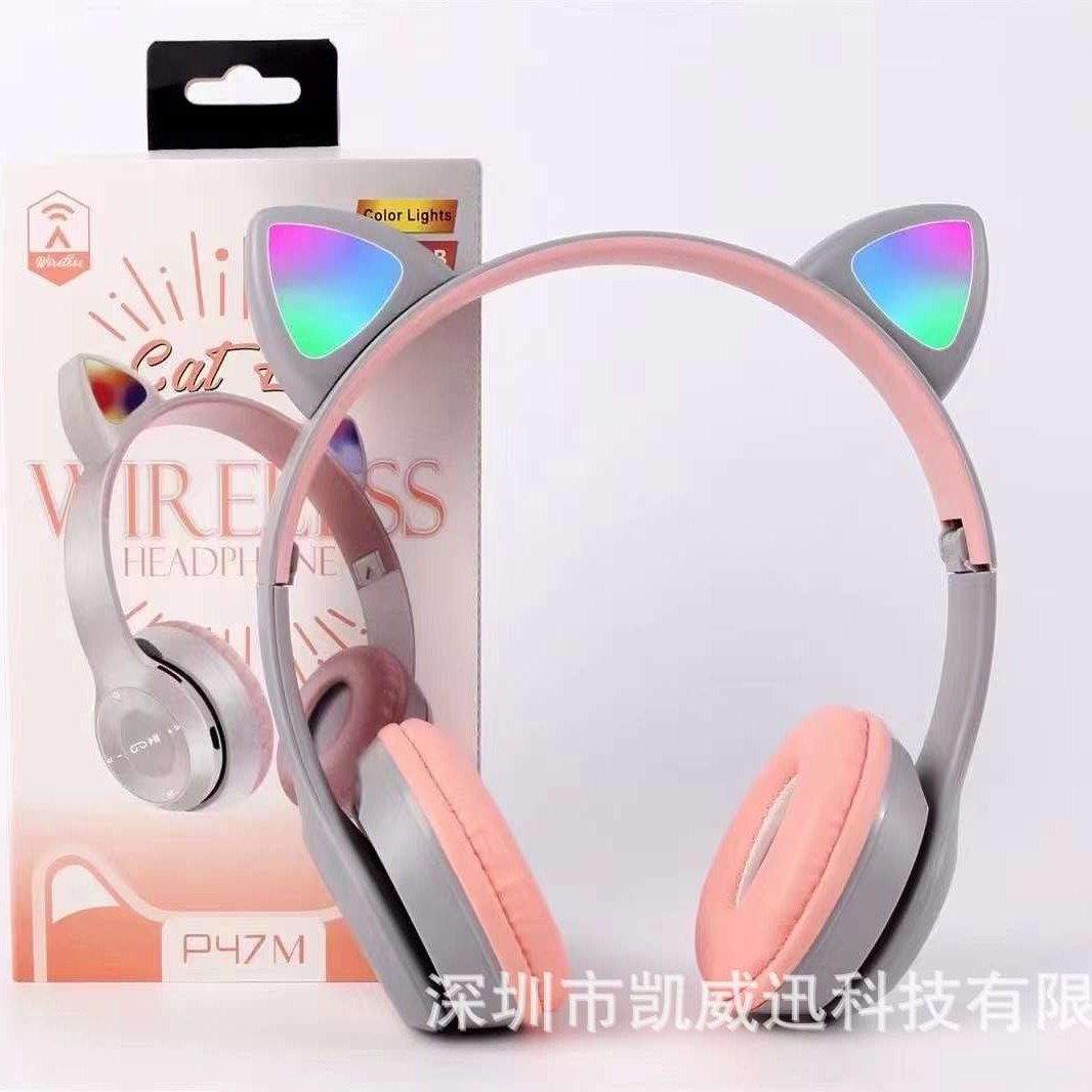 Auriculares Bluetooth al por mayor de fábrica P47M orejas de gato, auriculares inalámbricos luminosos, comercio exterior plegable, explosión transfronteriza