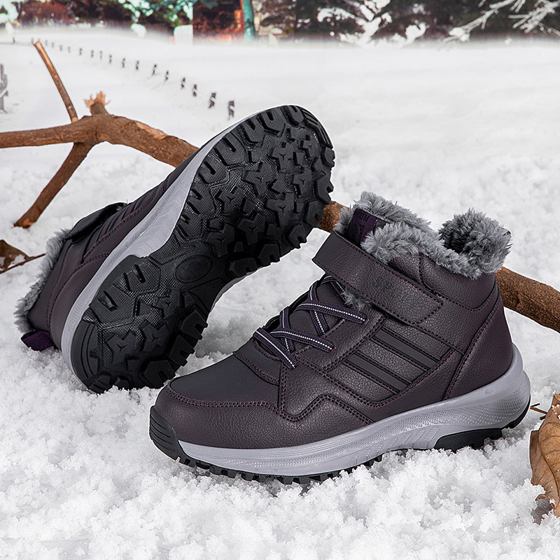 Zapatos para ancianos zapatos para caminar zapatos engrosados con terciopelo en invierno y zapatos deportivos casuales con suela suave zapatos para madres engrosados con algodón