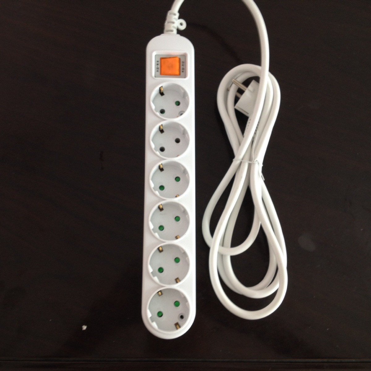 韩国拖线板德标欧式欧标插座接线板转换器过载开关6位欧标DX-CT06