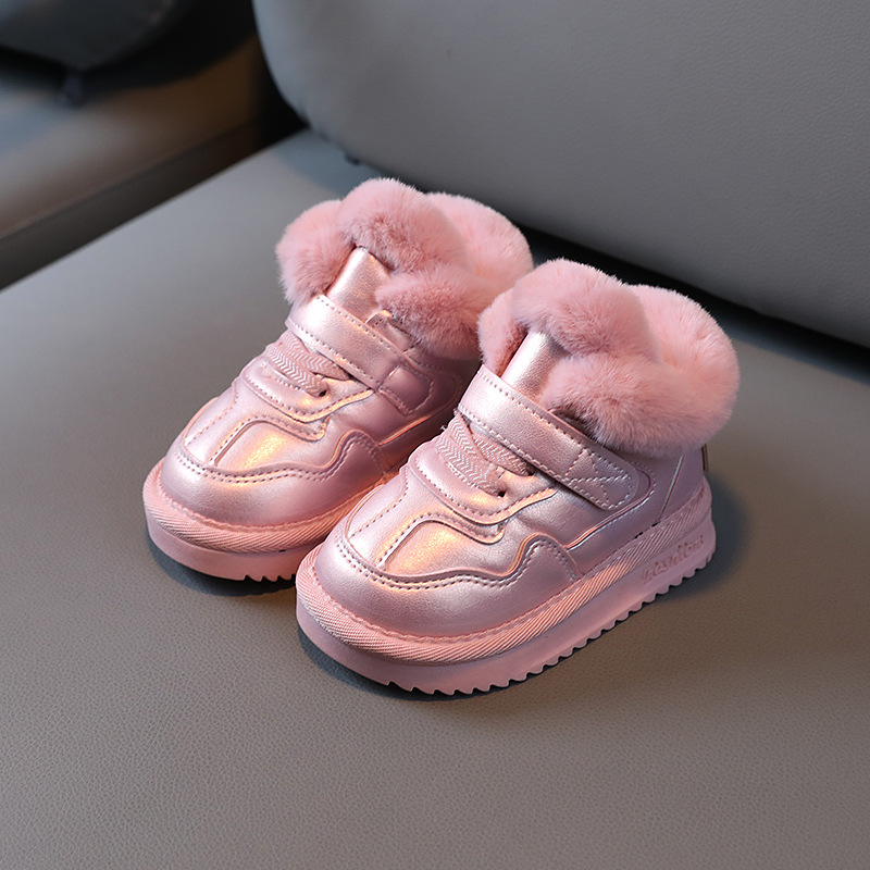 Chaussures d'hiver chaudes et décontractées en coton pour enfants et hommes en velours pour bébés filles 2024_voghion.com