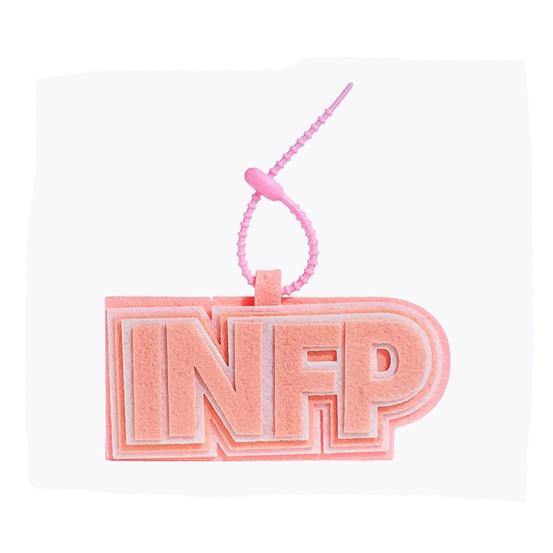 INFP [중재자], 약 12x5.2cm