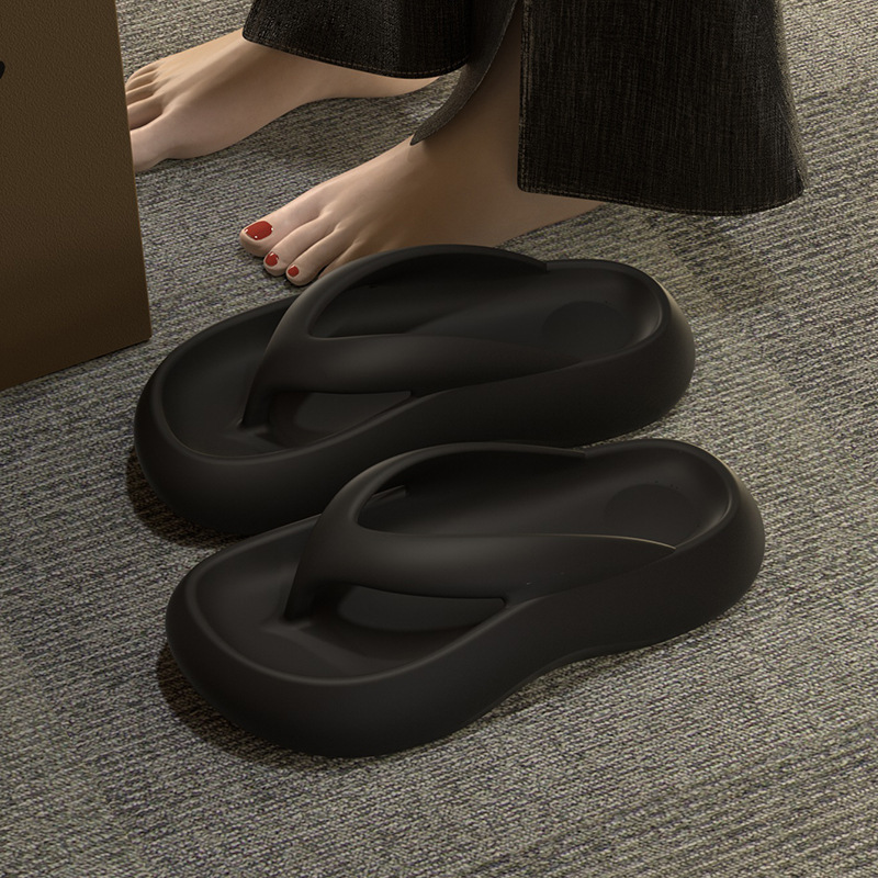 Thick-Soled Flip-Flops for Women's Summer Outer Wear 2025 New Fashion Seaside Beach Non-Slip Heightening Flip-Flops