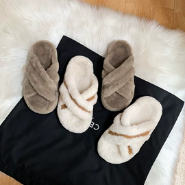 女式时装单鞋;女式皮靴;平底拖鞋