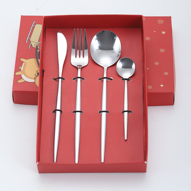 Amazon caja de regalo de Navidad transfronteriza cuchillo de acero inoxidable portugués, tenedor y cuchara conjunto de cuatro piezas cuchillo de carne y tenedor cuchara de comida principal