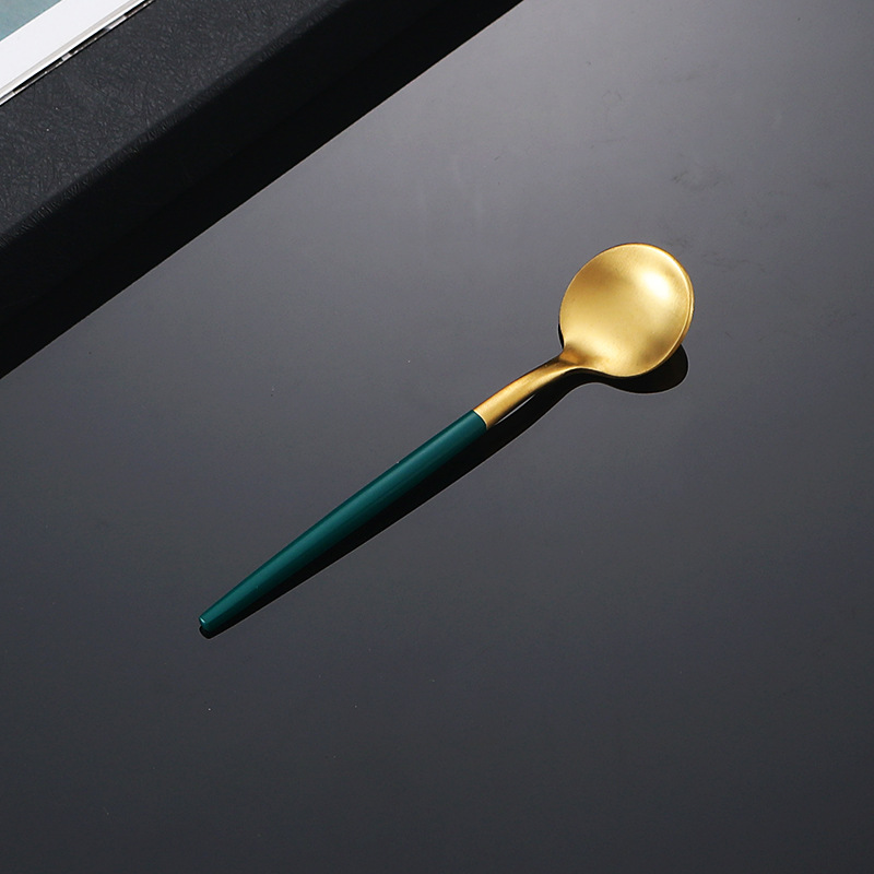 304-cuchara de té de oro verde oscuro