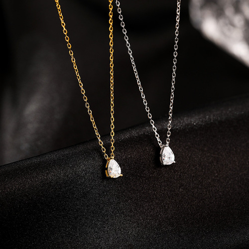 Under the Banyan Tree S925 silver simple and fashionable drop-shaped necklace women's niche design light luxury zircon clavicle chain new trend