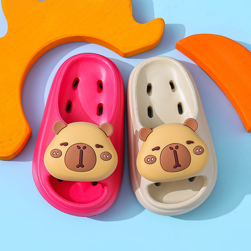 Capibara zapatillas de verano para niños pisar la sensación de mierda para niños mayores con fugas de agua secas rápidas zapatillas de baño para niños