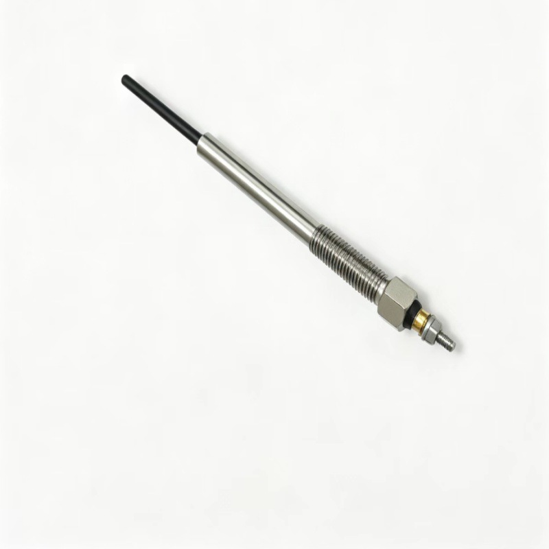8-94390777-D is suitable for ISUZU ELF700P truck NPR-700P 24V preheating plug
