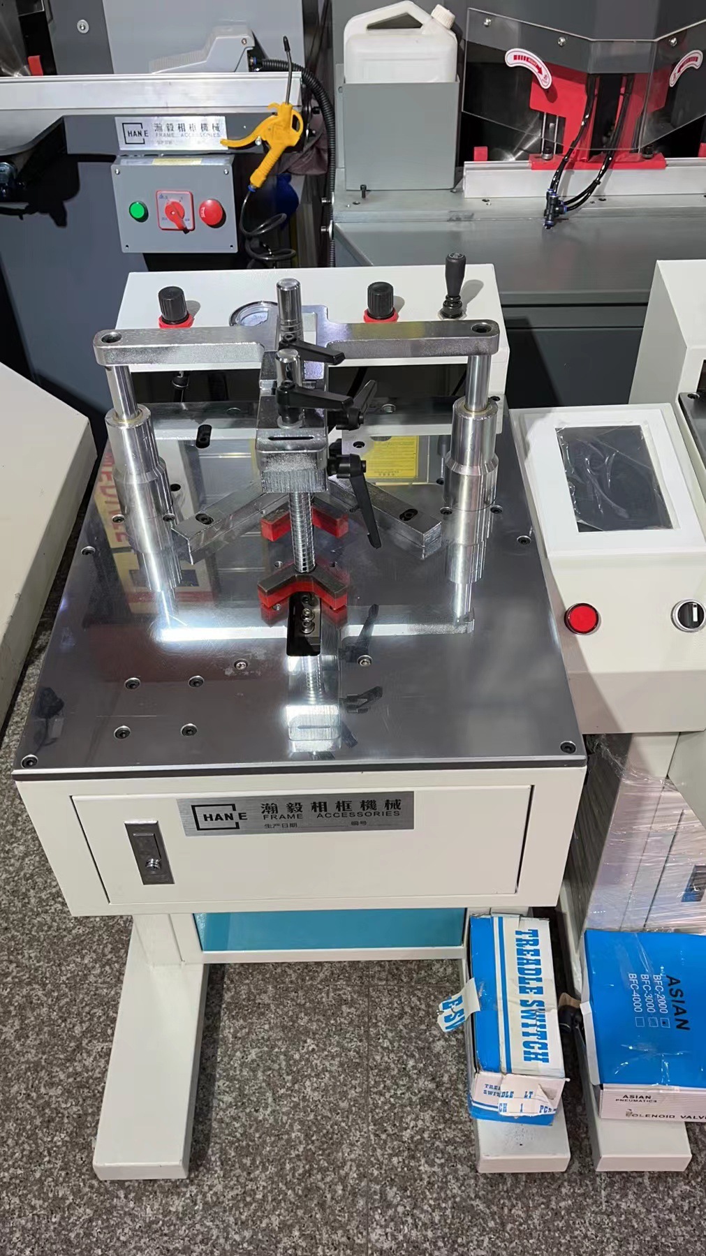 220e71dd3a3ba6eb5776cc089d19fc