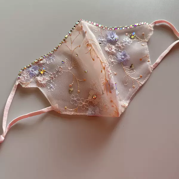 Spring and Autumn Windproof and Dustproof Washable Mask Ethnic Style Fashionable and Exquisite Mesh Embroidered Lace Bright Brick Internet Celebrity Style