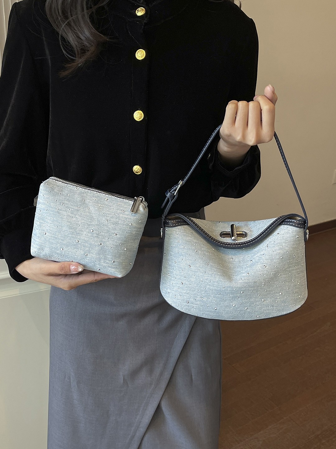 Bolsa de mano de denim coreana simple 2026 nueva moda alta textura extranjera versátil mochila de hombro