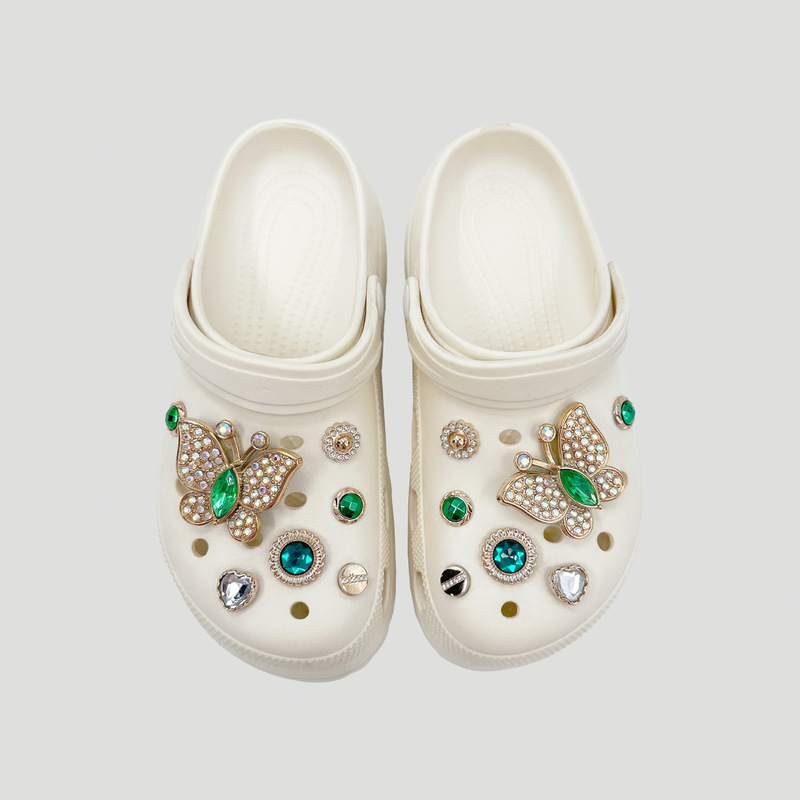 26 New Cross-Border Clog Shoe Accessories Set with Detachable Green Butterfly, Rhinestone-Encrusted 3D Gem Shoe Buckle and Shoe Flower Set