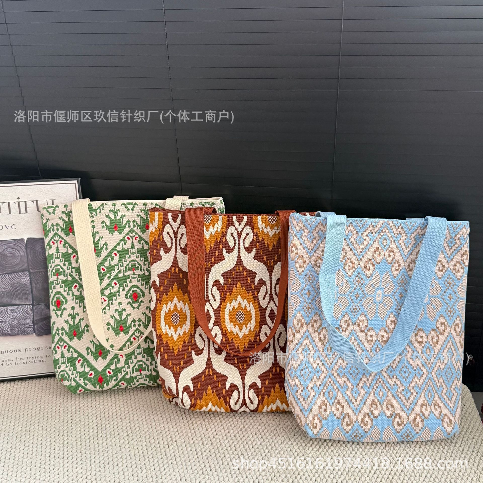 厂家批发新款艾德莱斯针织包新疆民族风纪念品织针单肩包手提包