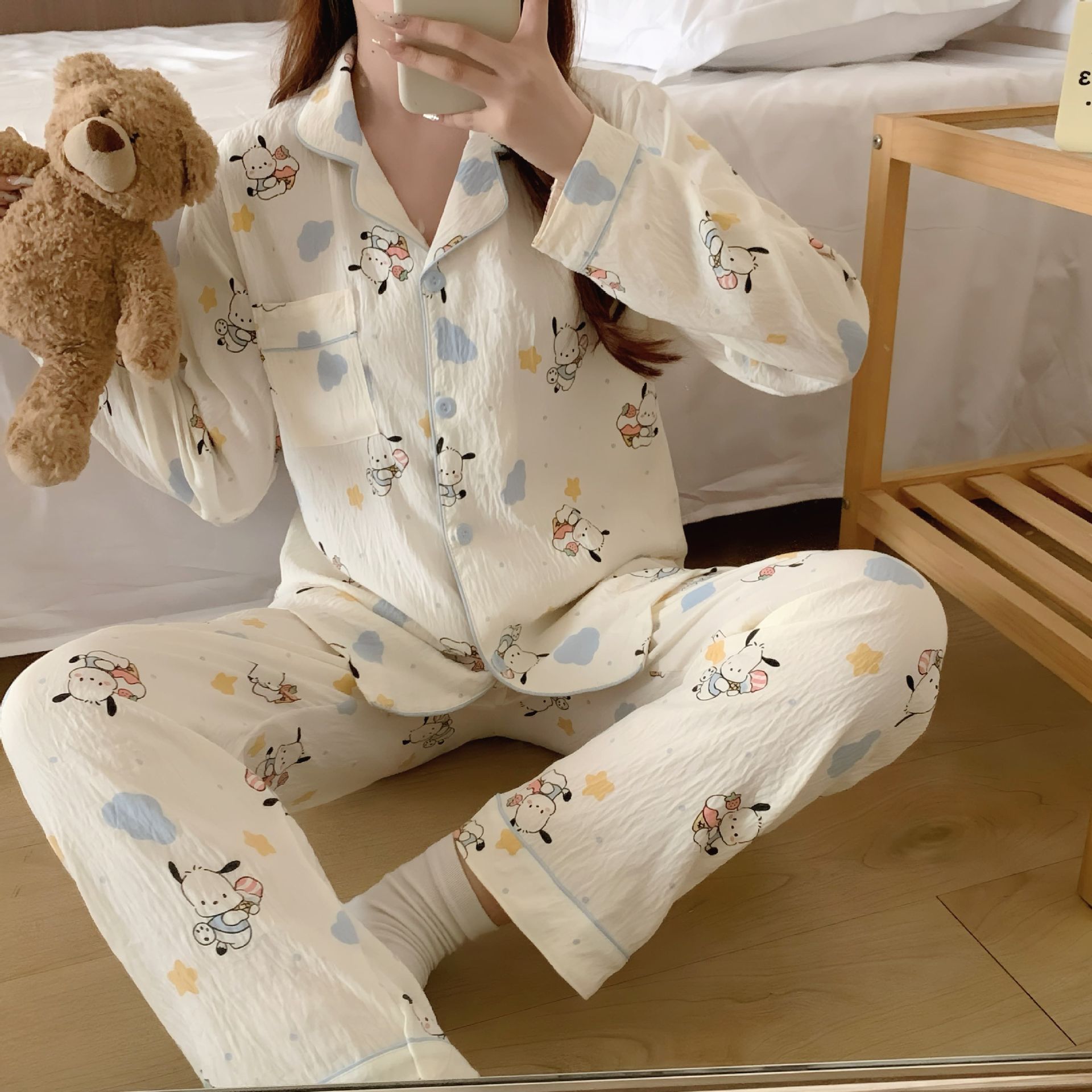 Al por mayor transfronterizo nuevo pijama de mujer pantalones de manga larga nubes de algodón lindos dibujos animados estudiantes cardigan con solapa cubierta de ropa para el hogar