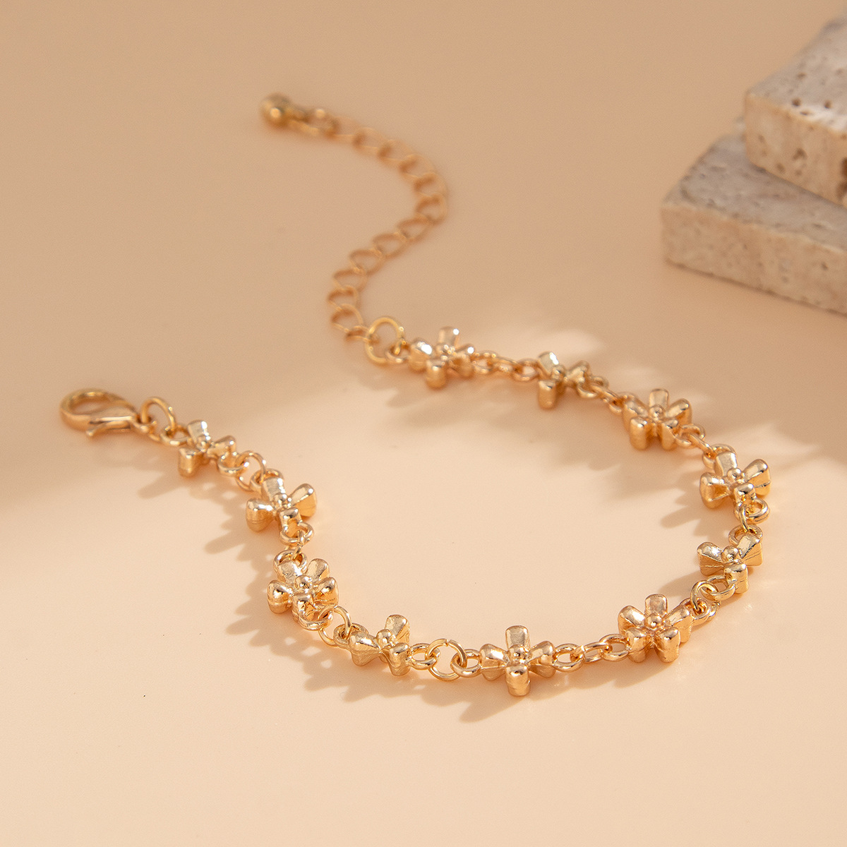 28g Weight Alloy Pendant Material Y-Necklace Classification Alloy Chain Material Tennis Chain Chain Type 1 Piece Quantity Holiday, Travel, Daily Occasion Alloy Material Cross Pattern All Seasons Season Women's Gender Plating Design Elegant Style Elegant Cross Alloy Tennis Chain Y-necklaces Wholesale 11