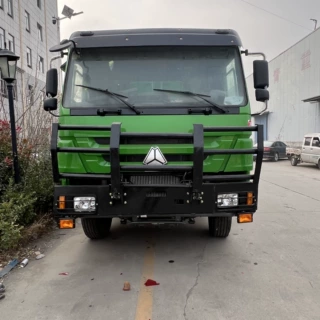 跨境出口豪沃6x4自卸车371马力U型车厢大泵后八轮渣土运输自卸车