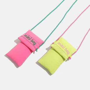 Cute one-shoulder bag for students, small shoulder bag, design small bag, Korean style