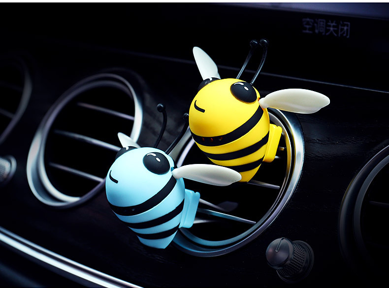 Car Cartoon Perfume Little Bee Fragrance Light Scent Air Vent Perfume Car Air Conditioning Aroma Diffuser Decoration