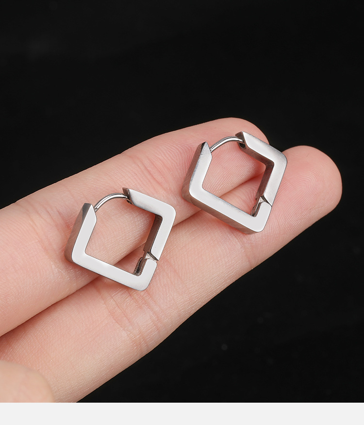 Labret piercing jewelry detail image