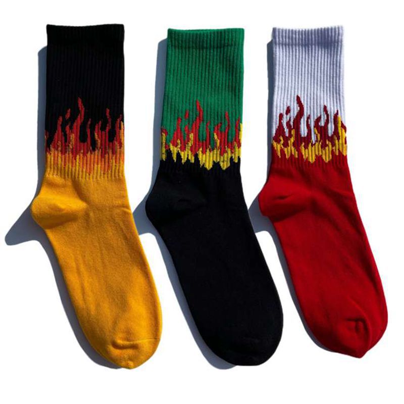 2025d For Men And Women, Ins Style Mid-Calf Socks, Hip-Hop Street Skateboard Flame Sports Versatile Couple High-Top Long Socks_voghion.com