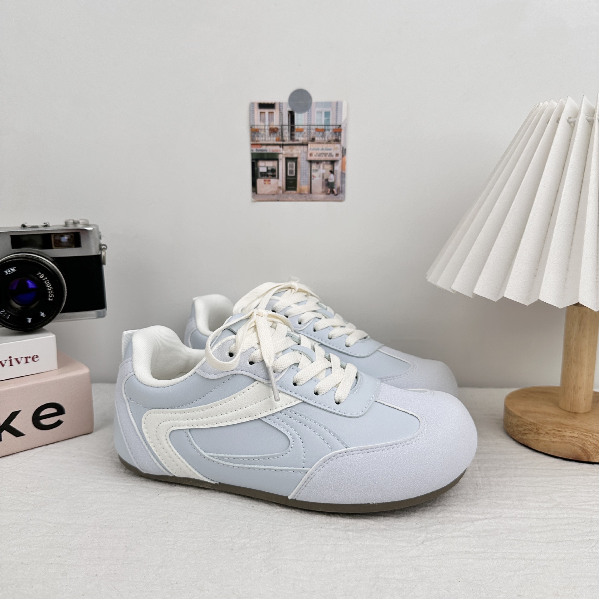 YUANBO moda versátil ballet zapatos de entrenamiento para mujeres 2025 nuevo retro color combinado zapatos casuales ligeros de suela delgada