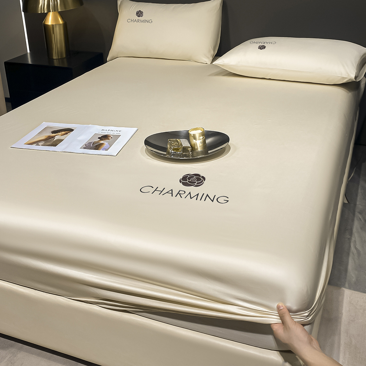 Tipo A Silla de cama de seda de hielo de una sola pieza Colcha de cama fresca de verano Cubierta de cama todo incluido Sábanas Protector de colchón Nuevo 2025