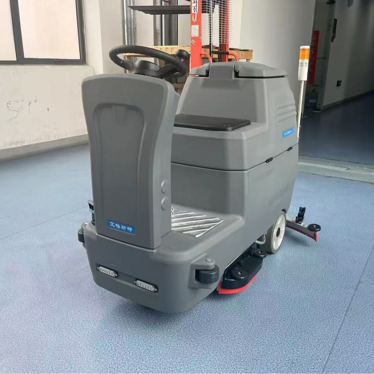 双刷座驾洗地车工厂车间中型洗地机超市商场洗吸拖一体机干湿两用