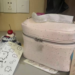 а�ͬ��y�������б��μ�Ů���r�к��s�ռ{���ɐ۲��c����