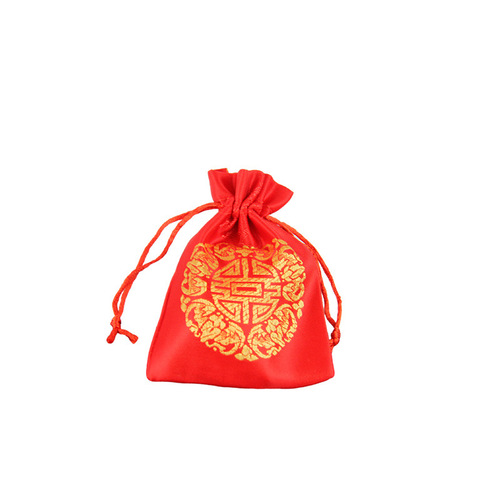 Chinese-style wedding candy bags with drawstring closure, candy bags for wedding, creative wedding favors, wedding candy boxes