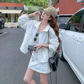 白色巨好看小个子通勤套装女2026夏季新款休闲防晒外套短裙两件套