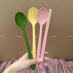 ミノ家姜妍同タイプの食器食品級シリコンスプーン箸セットは高温家庭用携帯に耐えます。