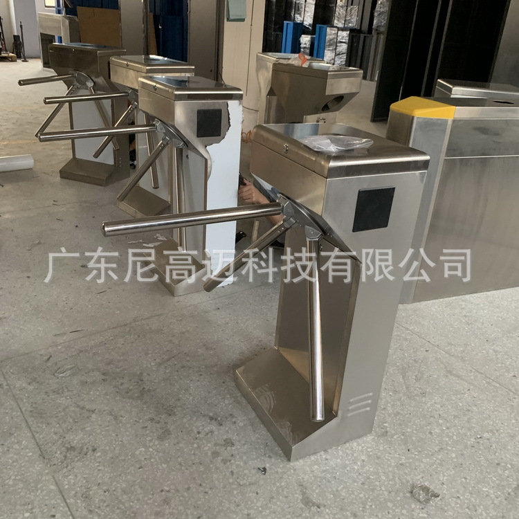 尼高迈立式三棍闸小区全高旋转闸人行门禁通道闸机翼闸摆动闸价格