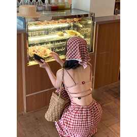 露背红色格子吊带连衣裙女夏季新款法式田园风修身收腰显瘦长裙子