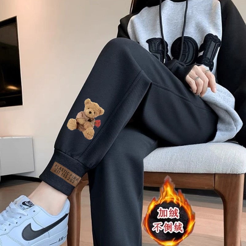 K63 벨벳 블랙 팬츠 빅 브라운 베어