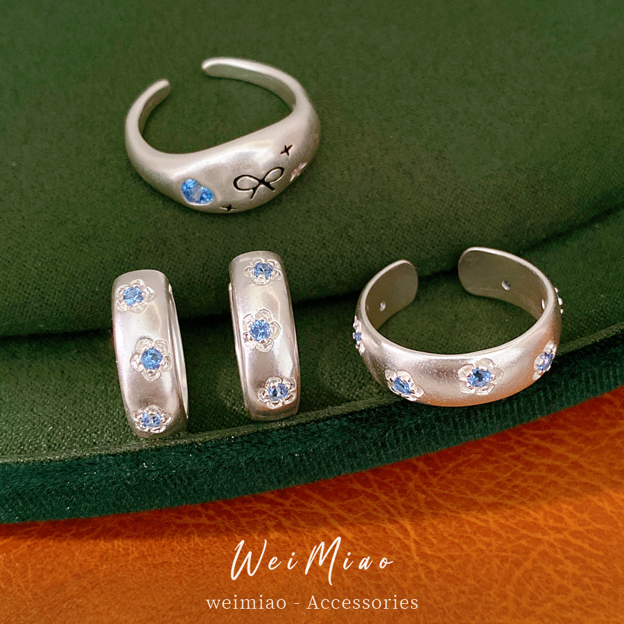 Flores de piedra de silicio dibujadas aretes redondos personales simples pendientes de temperamento ligero lujo conjunto de joyería de alta calidad al por mayor
