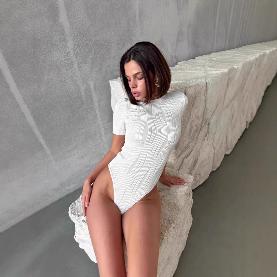 Cross-Border European and American Women's Elegant Round Neck Slimming Look Short-Sleeved T-Shirt Corrugated Texture Jumpsuit Sexy Top