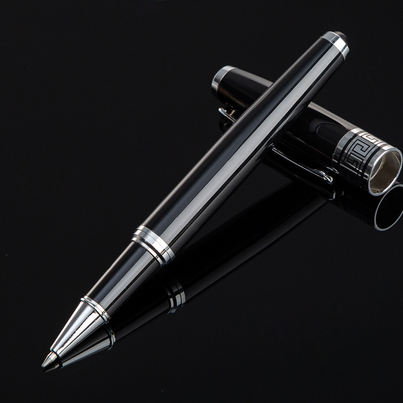 Pluma de firma de negocios negra impresión de logotipo fabricante de pluma neutra puede imprimir código QR pluma de regalo conmemorativa pluma metálica