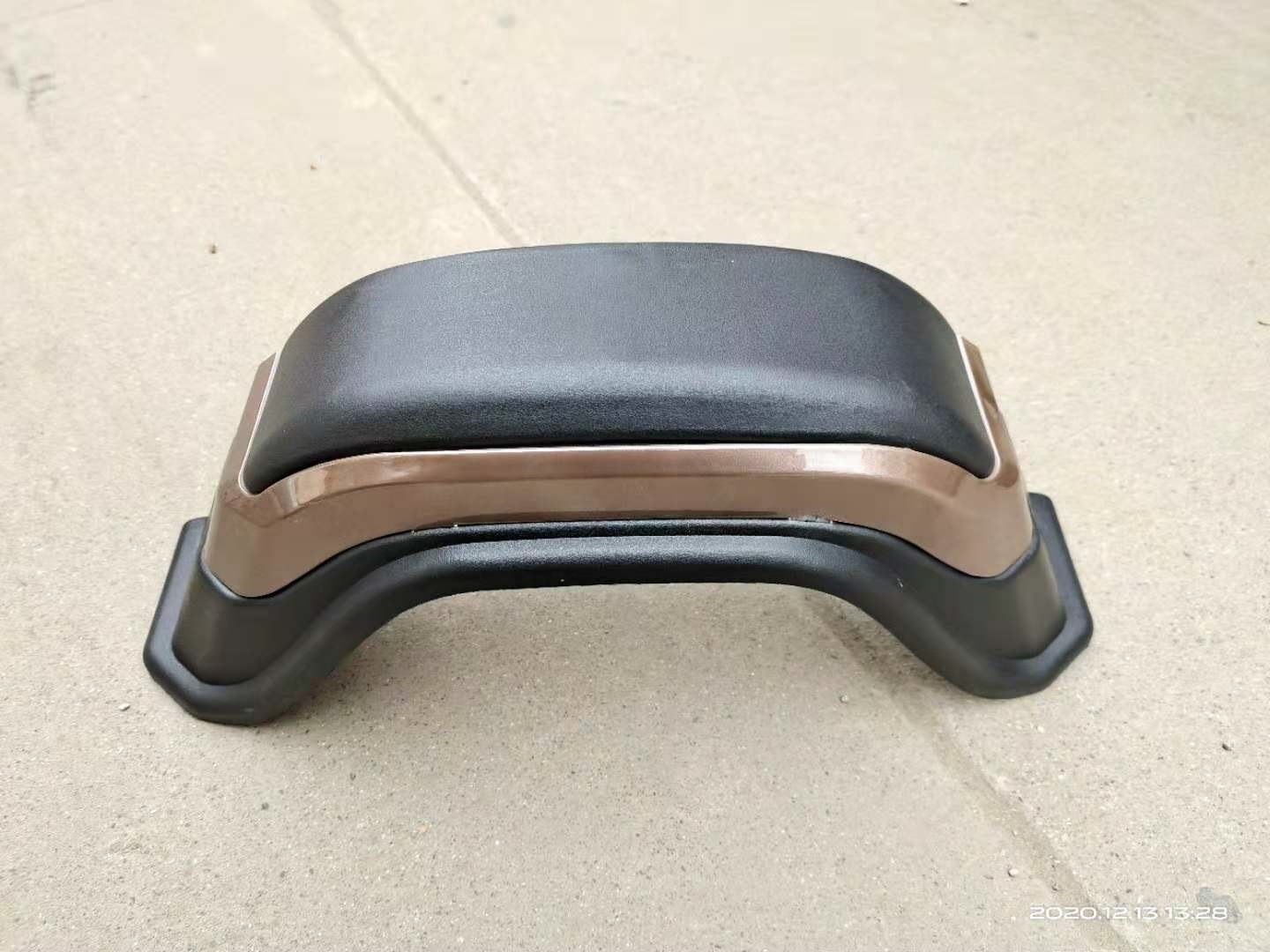 Huamao Accessories, viejos años, nuevos pasos geniales, azulejos de barro, Qingmu Aiteying, guardabarros, vehículos eléctricos, ocio, tres ruedas