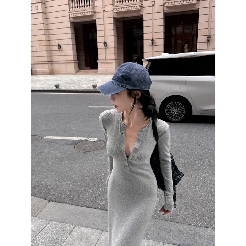 Sexy Spice Girl Grey Long-Sleeved Knitted dress Women's Autumn and Winter Elegant Slim-Fit Long Dress Tight Waist Sheath Skirt Sexy Spice Girl Grey Long-Sleeved Knitted dress Women's Autumn and Winter Elegant Slim-Fit Long Dress Tight Waist Sheath Skirt