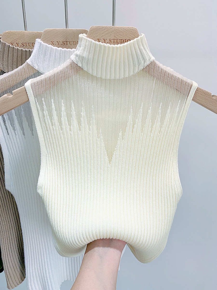 Knitted Tank Top 2