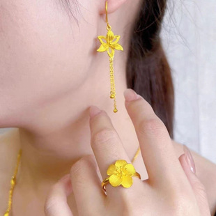 Authentic [First Single Straight Down] genuine goods Pure Sand Gold 24k Earrings Women's Noble Leng Yan Lily Gold Earrings 999