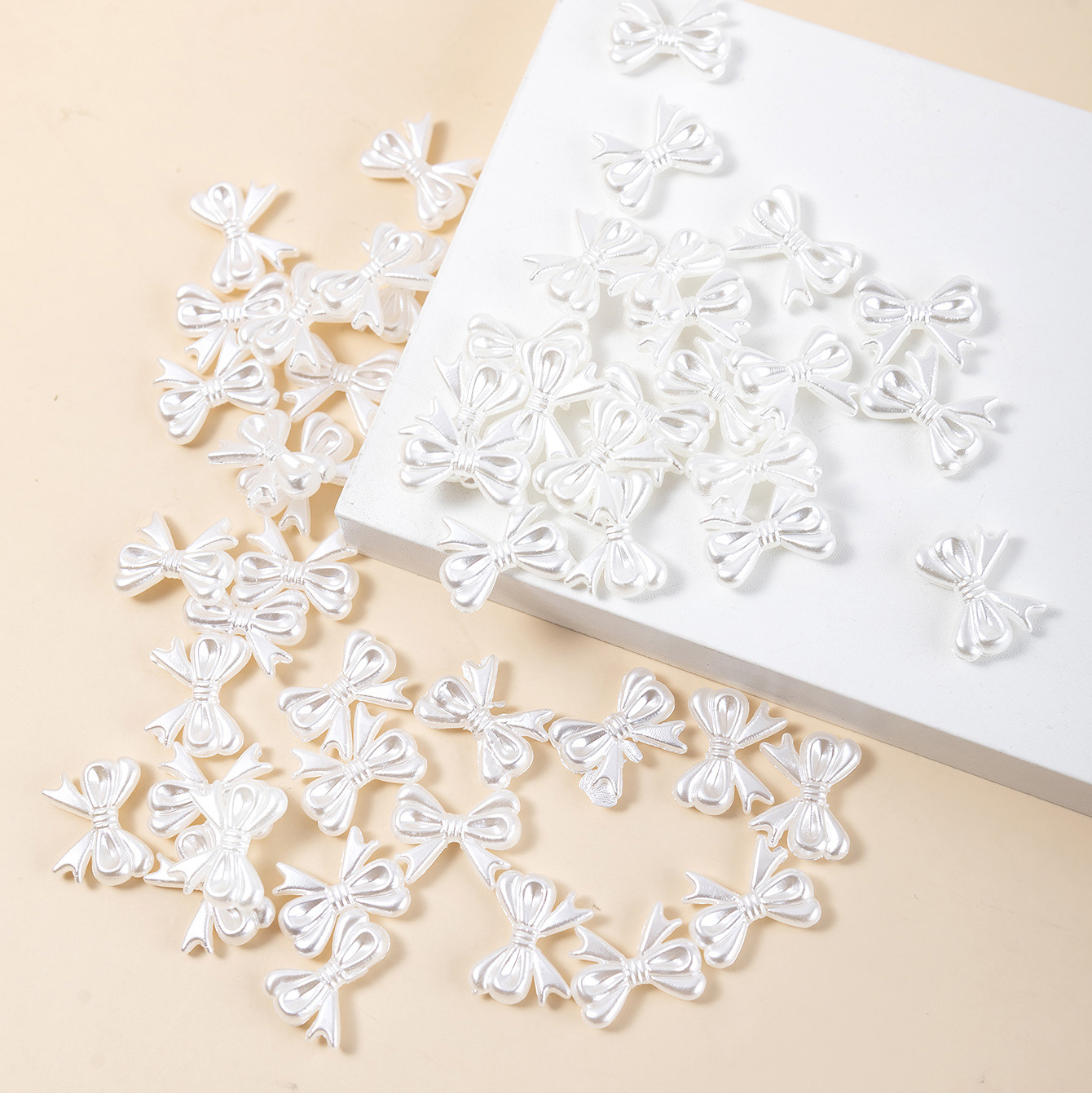 50 pieces Quantity Acrylic Material 50 Pieces 14 * 18mm Arylic Bow Knot DIY Jewelry Accessories Beads