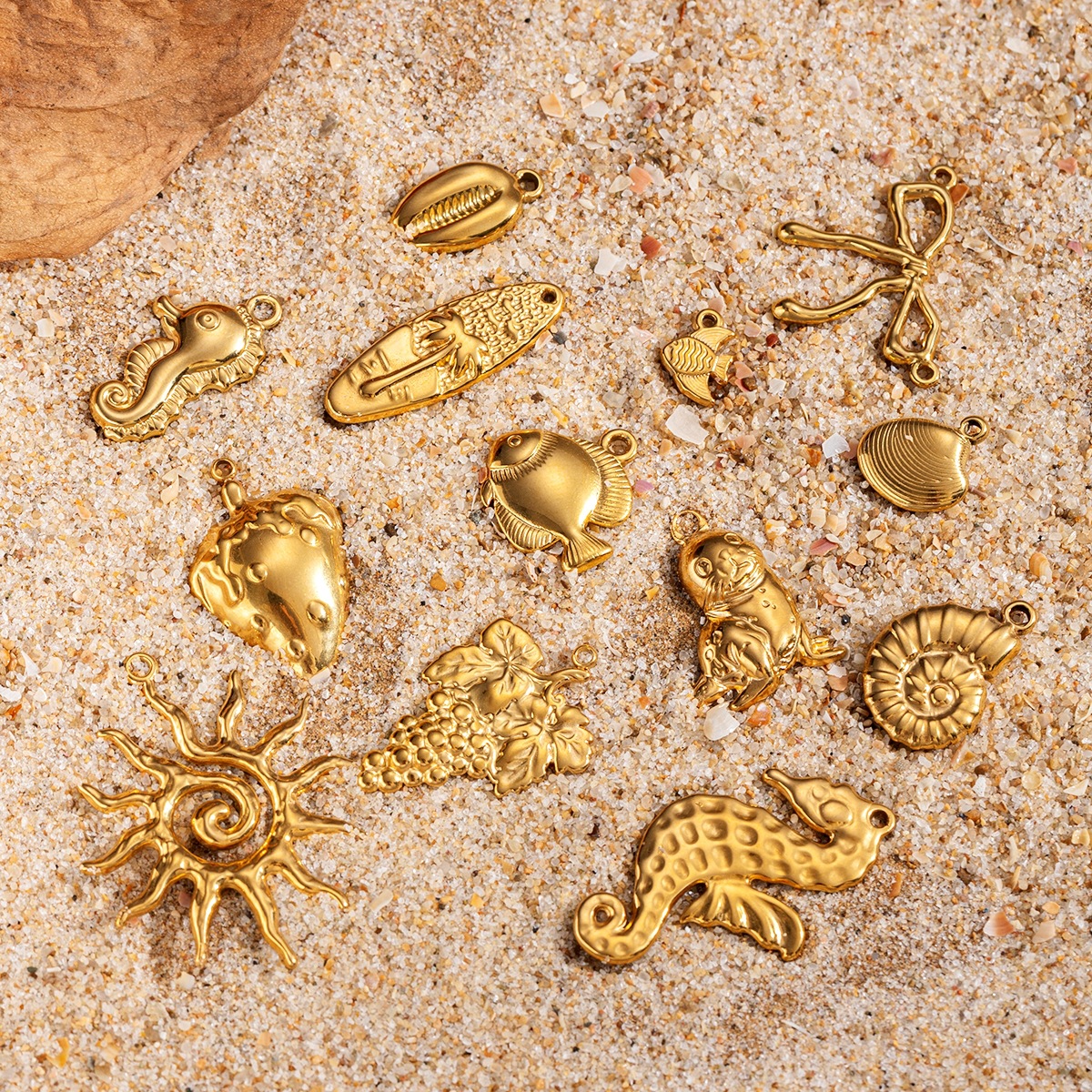 1g Weight 1 Piece Titanium Steel PVD Coated Real Gold Plated Sun Bow Knot Fish Polished Pendant Charms