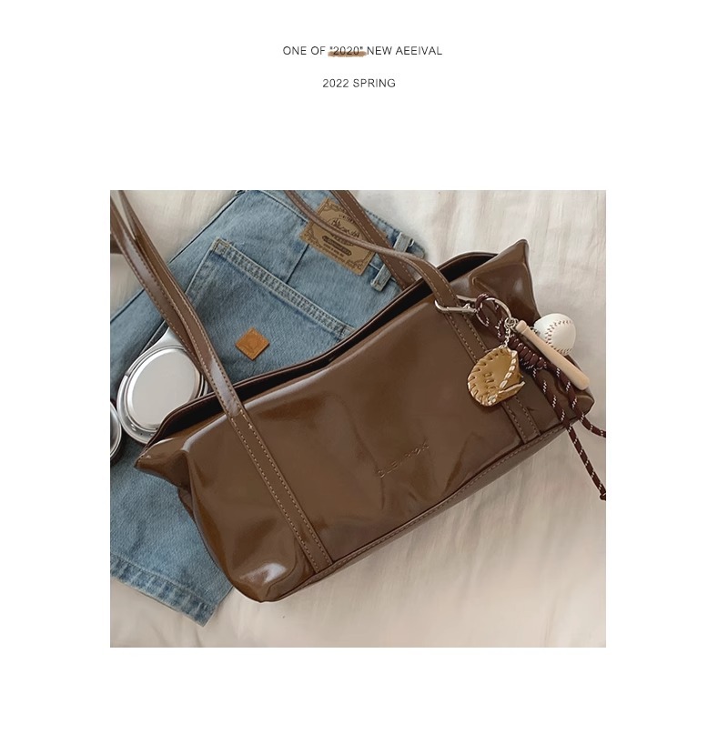 Retro high-end armpit bag women's bag new simple commuting bag large capacity shoulder bag_voghion.com