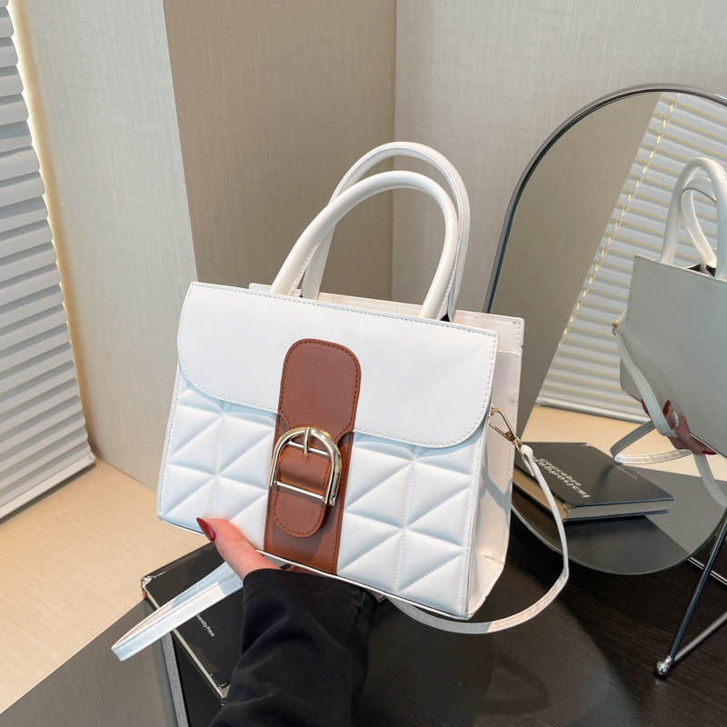 Bolso de hombro de moda atmósfera de textura bolso de mano de cinturón de diseño elegante 2024 bolso cuadrado simple bolso de mujer