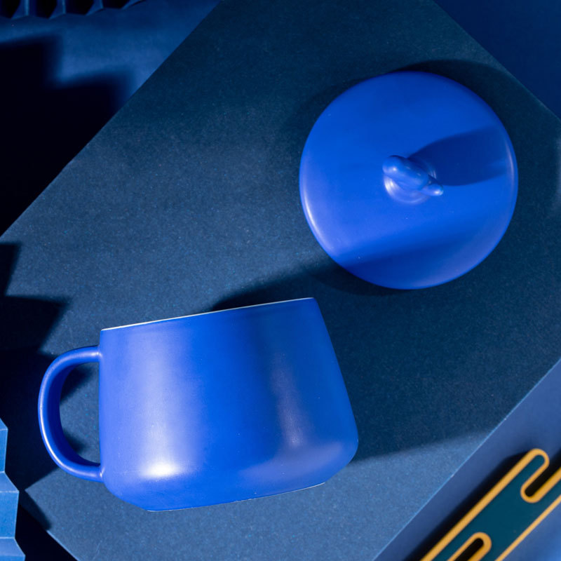 Taza de marcas de nubes, taza de cerámica azul Klein, taza de agua azul espacial con tapa, taza de publicidad LOGO personalizada