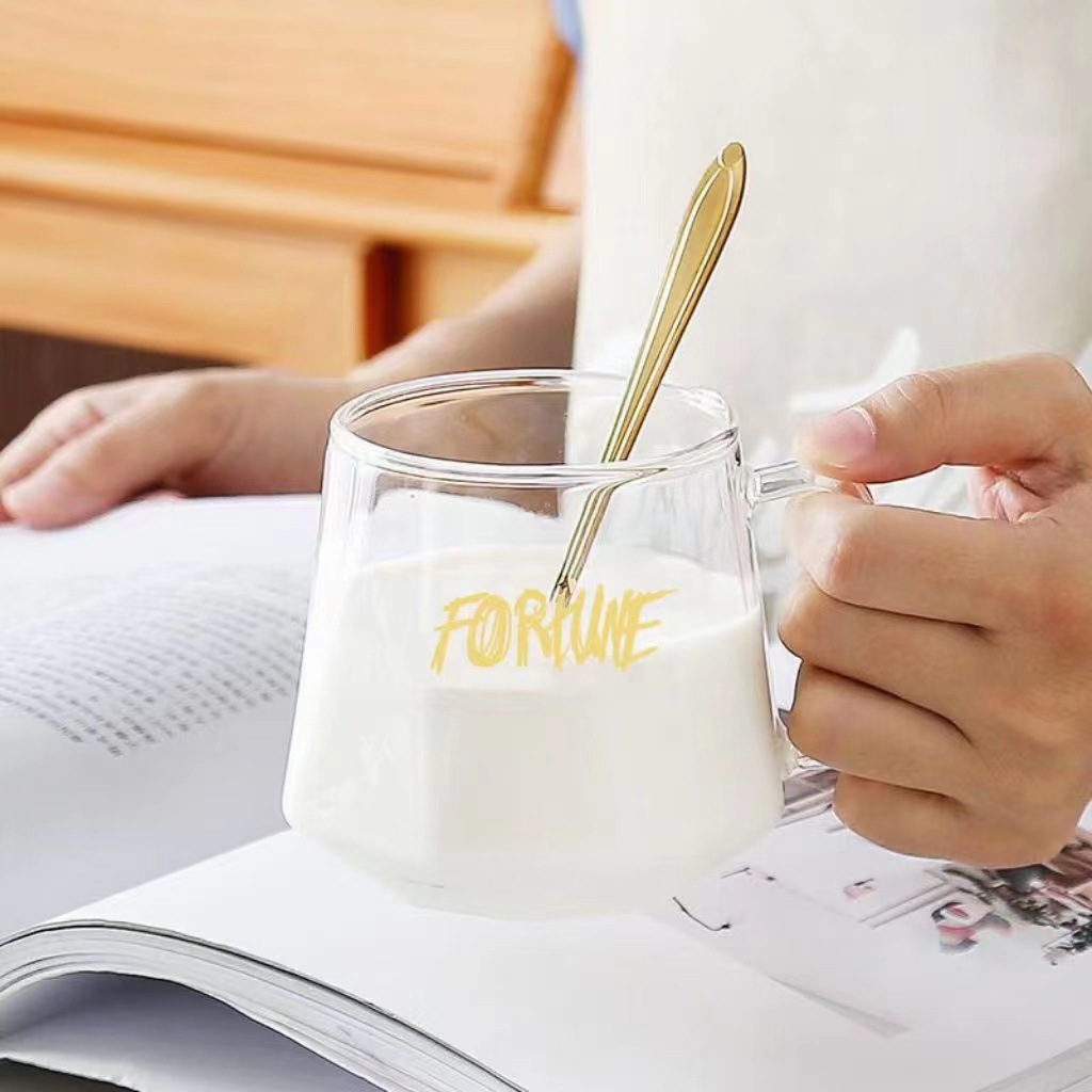 Crown rhombus diamond handle cup Internet celebrity portable cute coffee cup with lid spoon water cup can be printed with logo