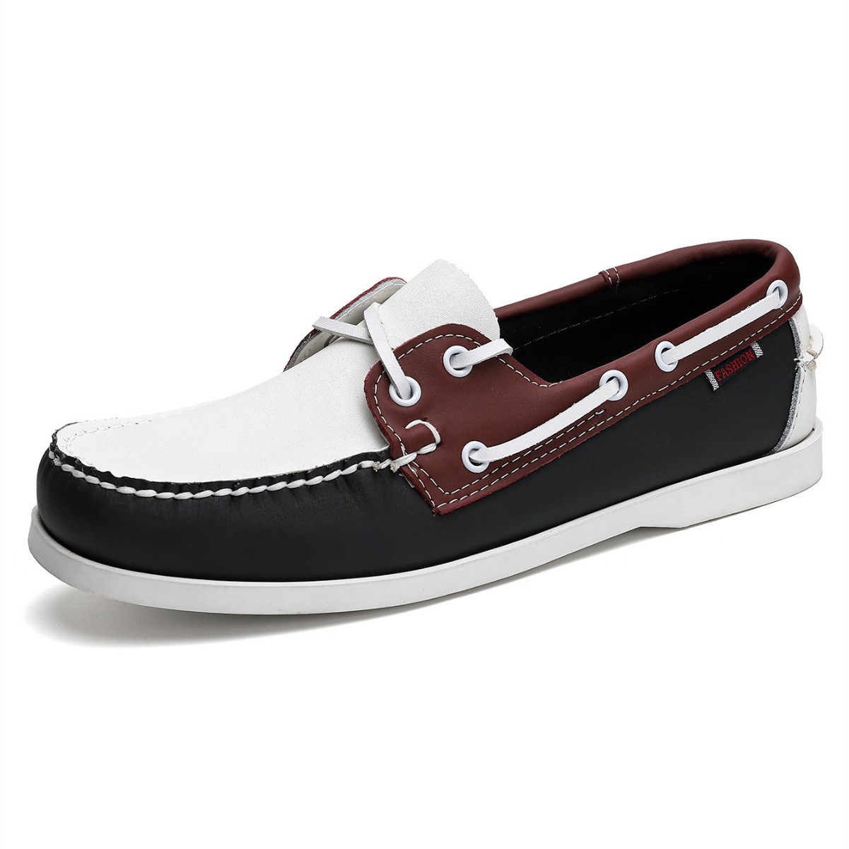 Zapatos transfronterizos para hombres, comercio exterior, zapatos de vela de gran tamaño, versión coreana para hombres, conducción de moda, zapatos de guisantes, zapatos casuales, zapatos de cuero, AliExpress para hombres